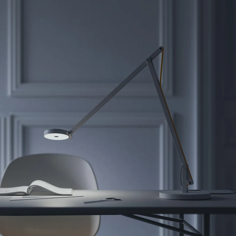Rotaliana String Table Lamp