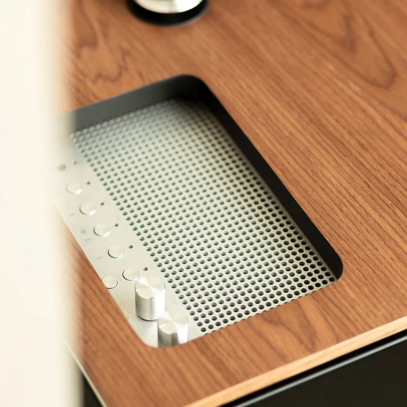 La Boite concept LX Turntable and speaker Connect