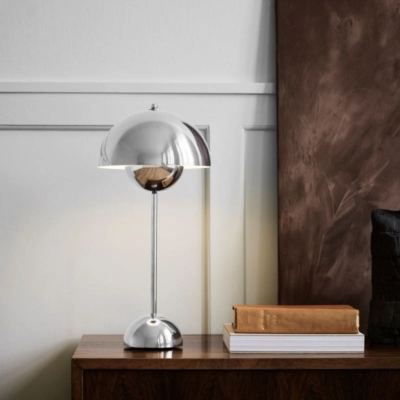 &Tradition Flowerpot VP3 Table Lamp