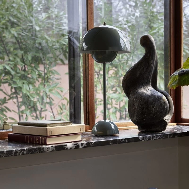 &Tradition Flowerpot VP3 Table Lamp