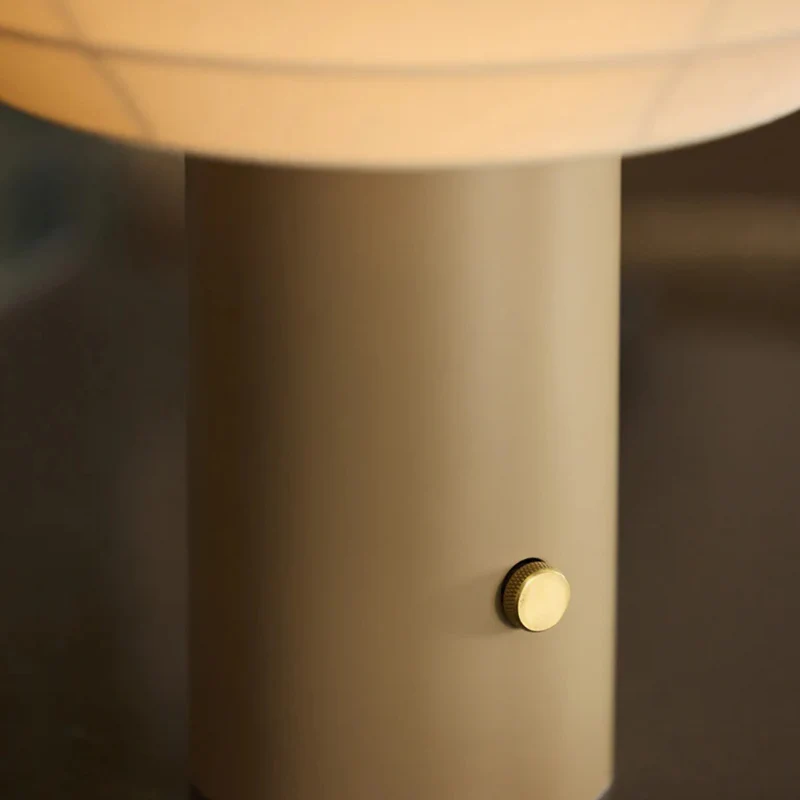 Northern Tradition Table Lamp