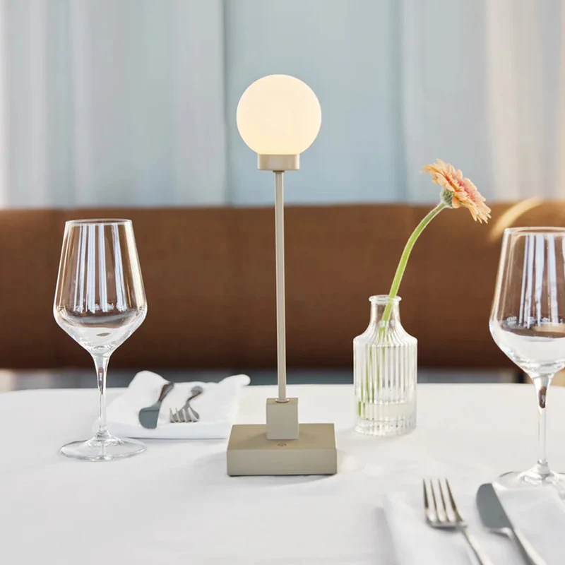 Northern Snowball Portable Table Lamp