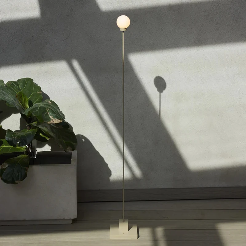Northern Snowball Portable Floor Lamp