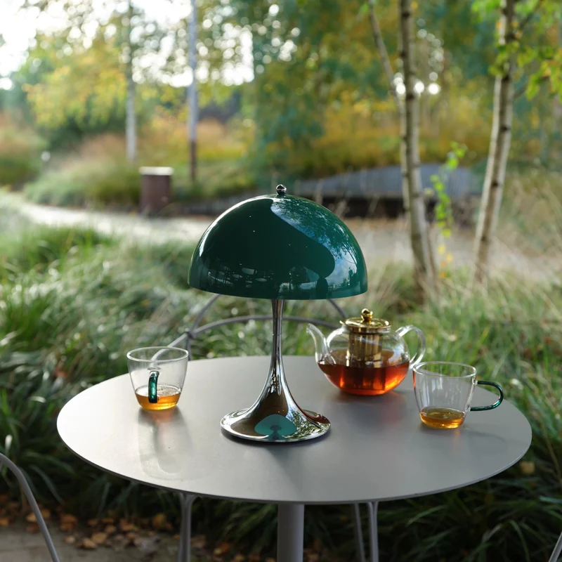 Louis Poulsen Panthella 250 Portable Lamp