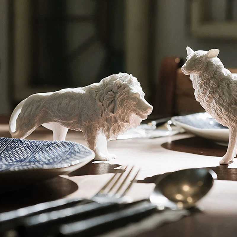 Haoshi Lion X Paper Weight