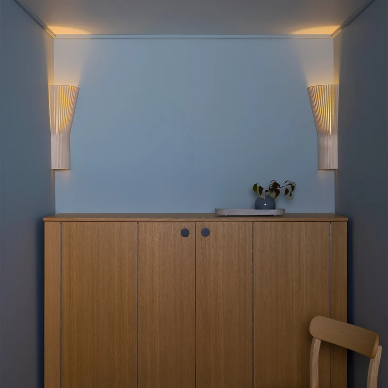 Secto Design Small 4237 Corner lamp