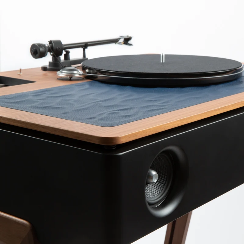 La Boite concept LX Turntable and speaker Supakitch