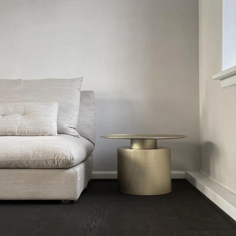 101 Copenhagen Pillar Table