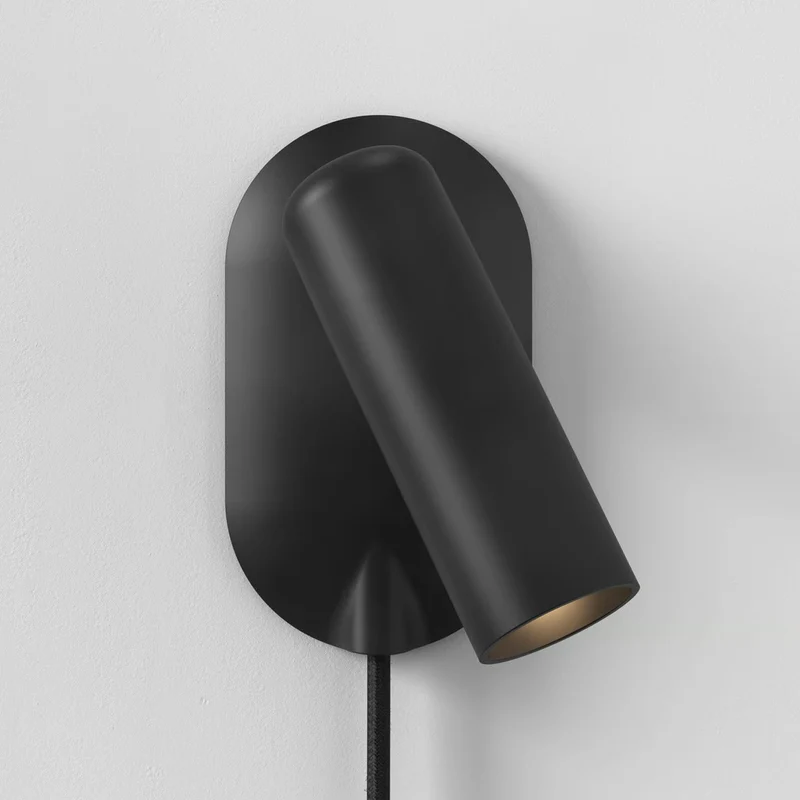 Astro Gio Plug-in Reading Light