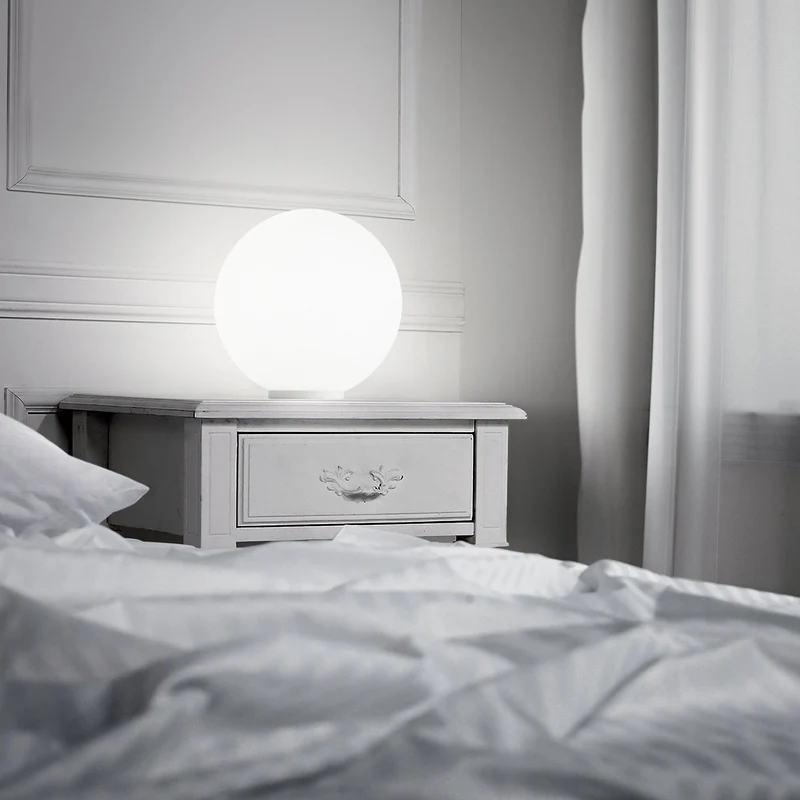 Lampe De Chevet Boule Blanche