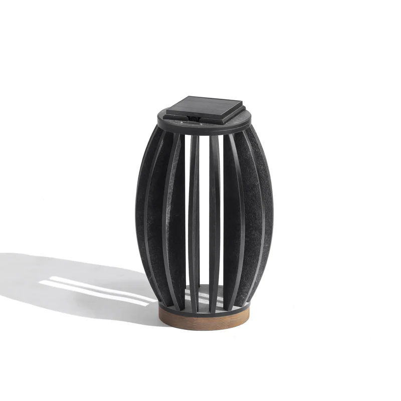 Les Jardins Pastek Solar Lantern