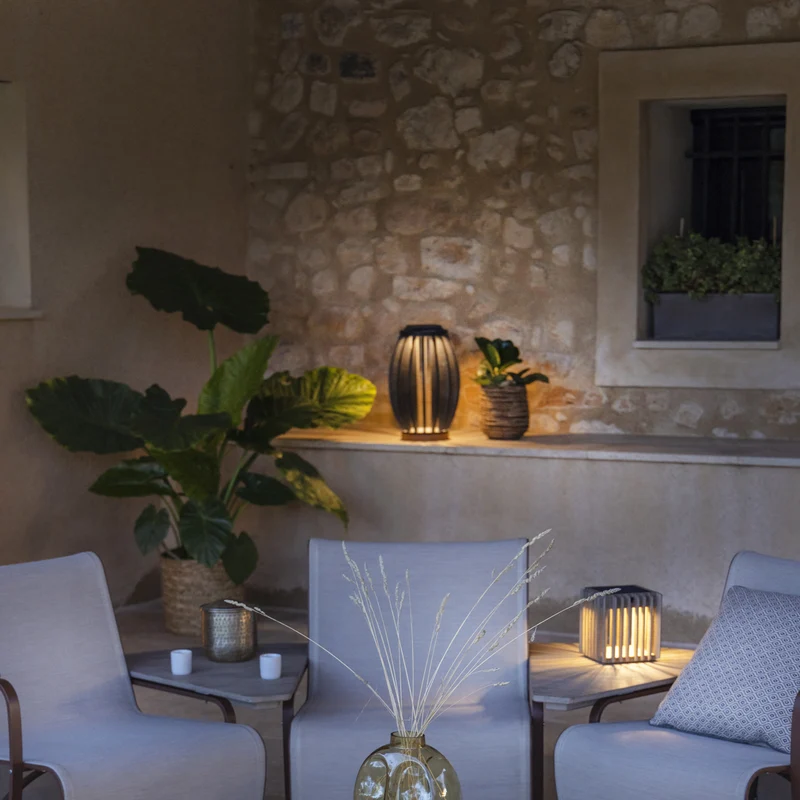 Les Jardins Pastek Solar Lantern