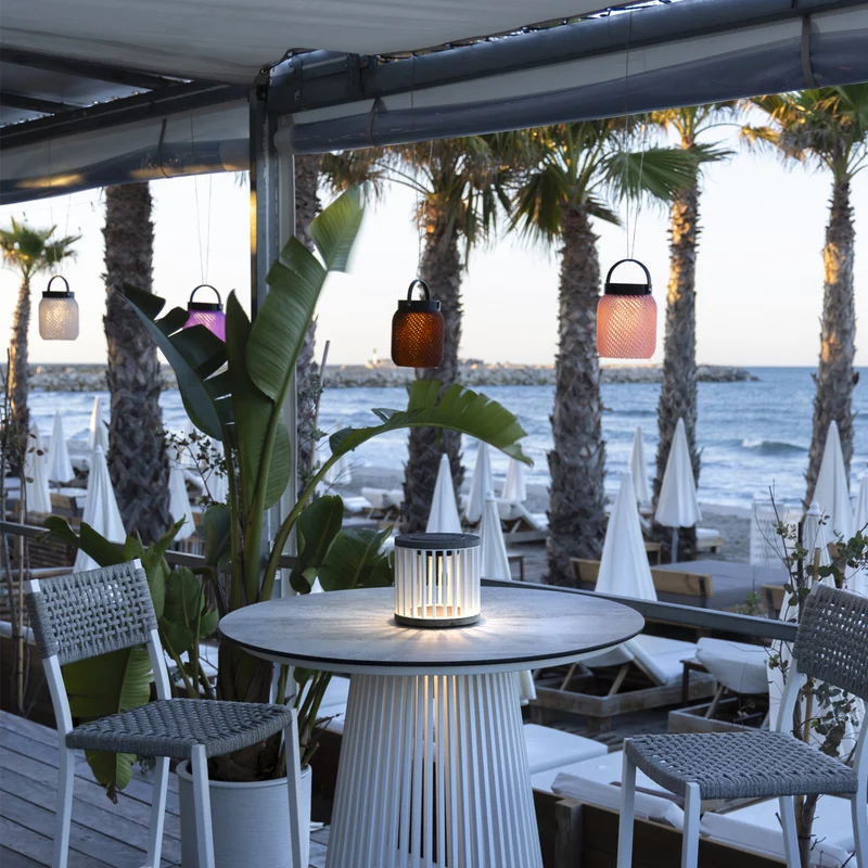 Les Jardins Halo Solar Lamp