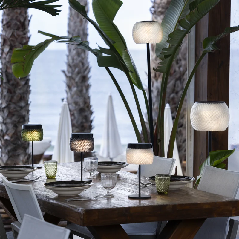 Les Jardins Lolie Solar Table Lamp