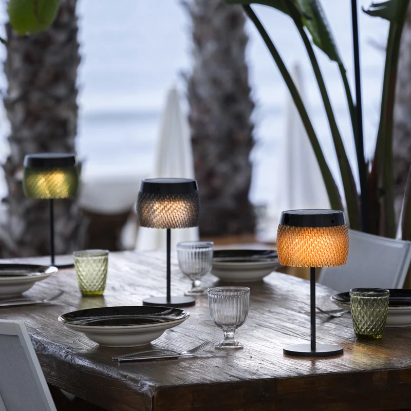 Les Jardins Lolie Solar Table Lamp