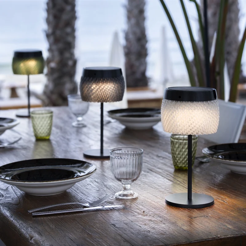 Les Jardins Lolie Solar Table Lamp