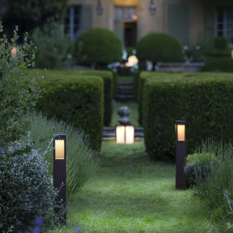 Les Jardins Tradition Solar Bollard (To Fix or Pin)