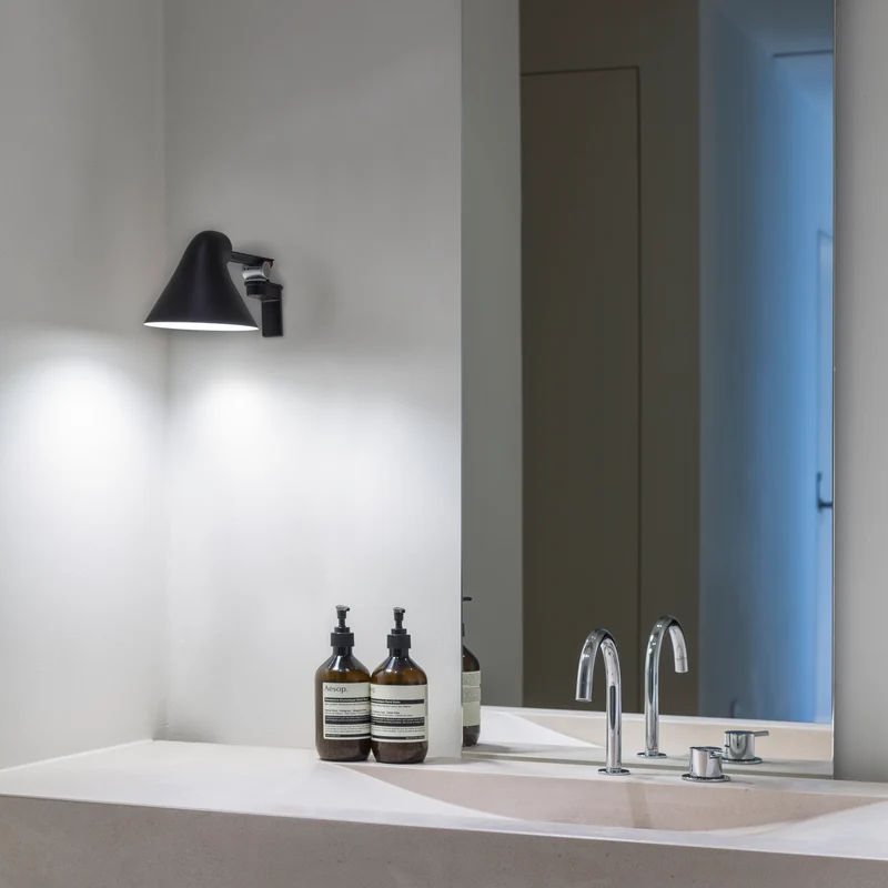 Louis Poulsen NJP Short Wall Lamp