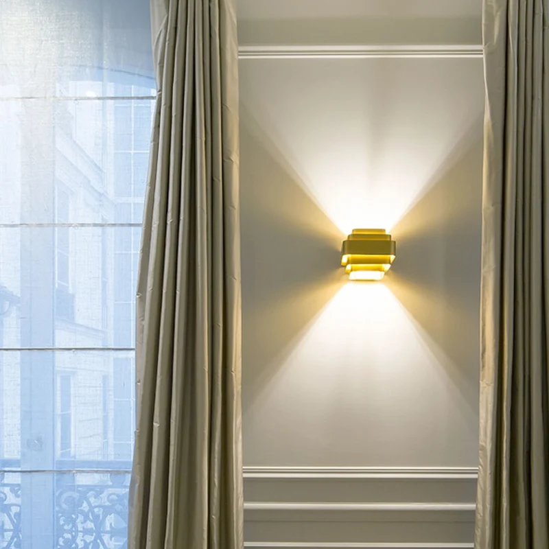 Wever & Ducre J.J.W Wall Lamp