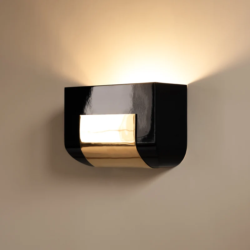 Red Edition Chicago Wall Lamp