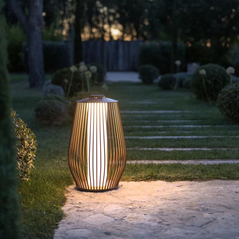Les Jardins Mandaley Solar Lantern