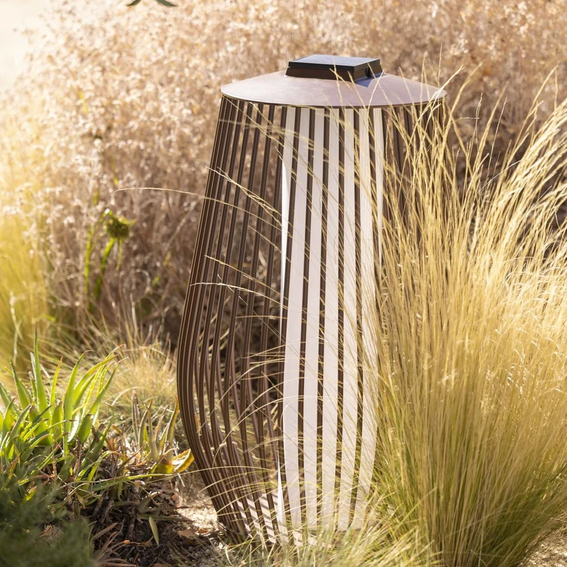 Les Jardins Mandaley Solar Lantern