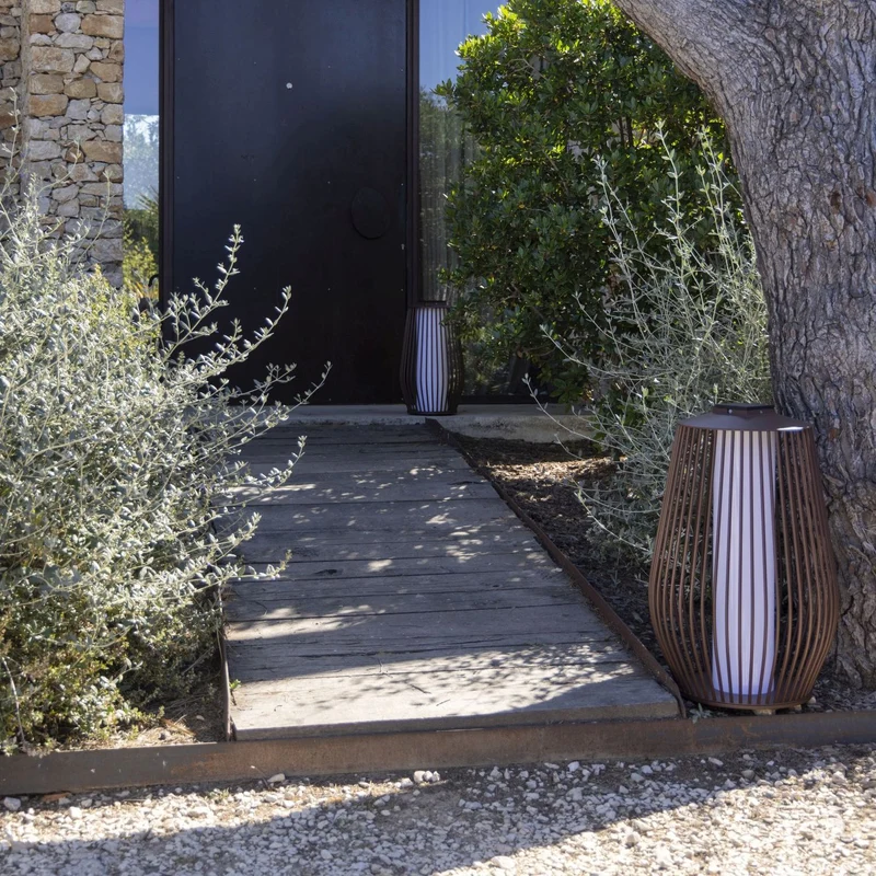 Les Jardins Mandaley Solar Lantern