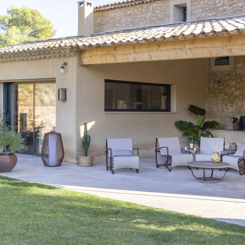 Les Jardins Mandaley Solar Lantern