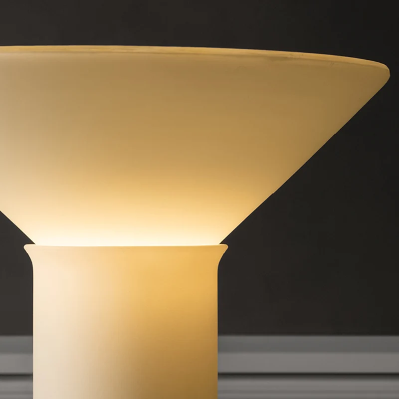 A-emotional light Era Table Lamp