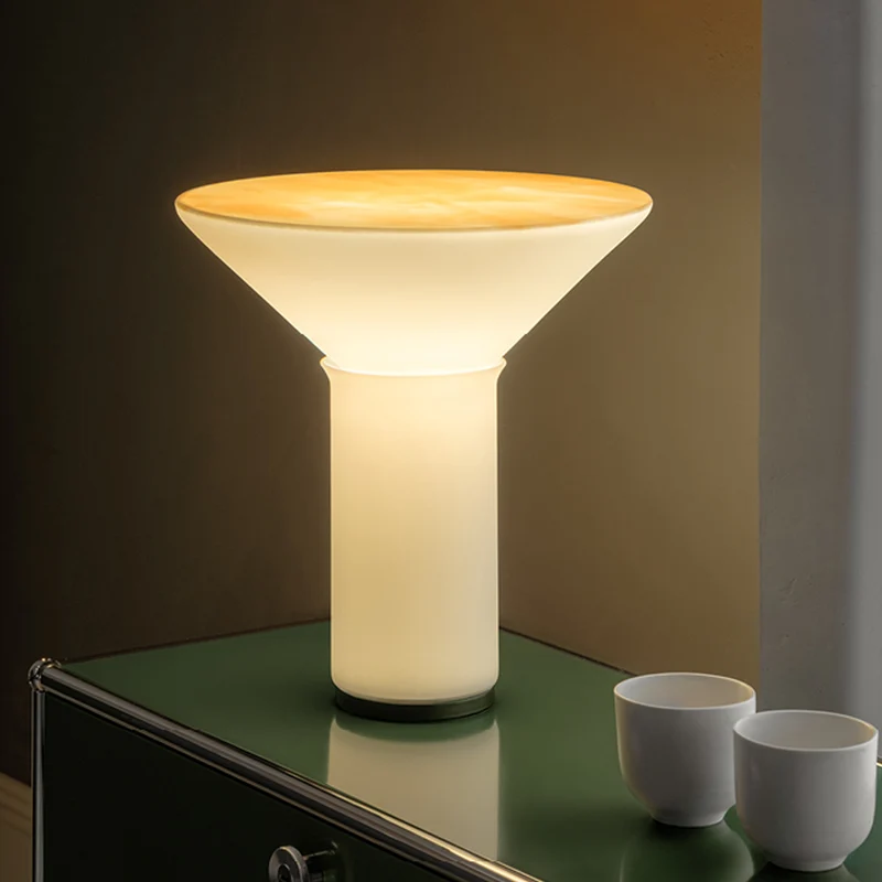 A-emotional light Era Table Lamp