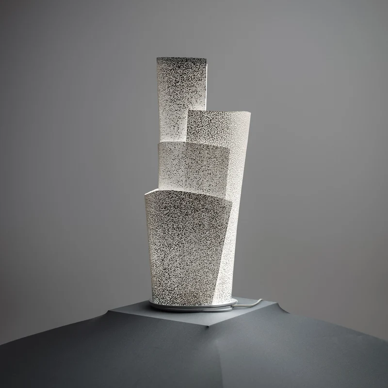 A-emotional light Blossom Table Lamp