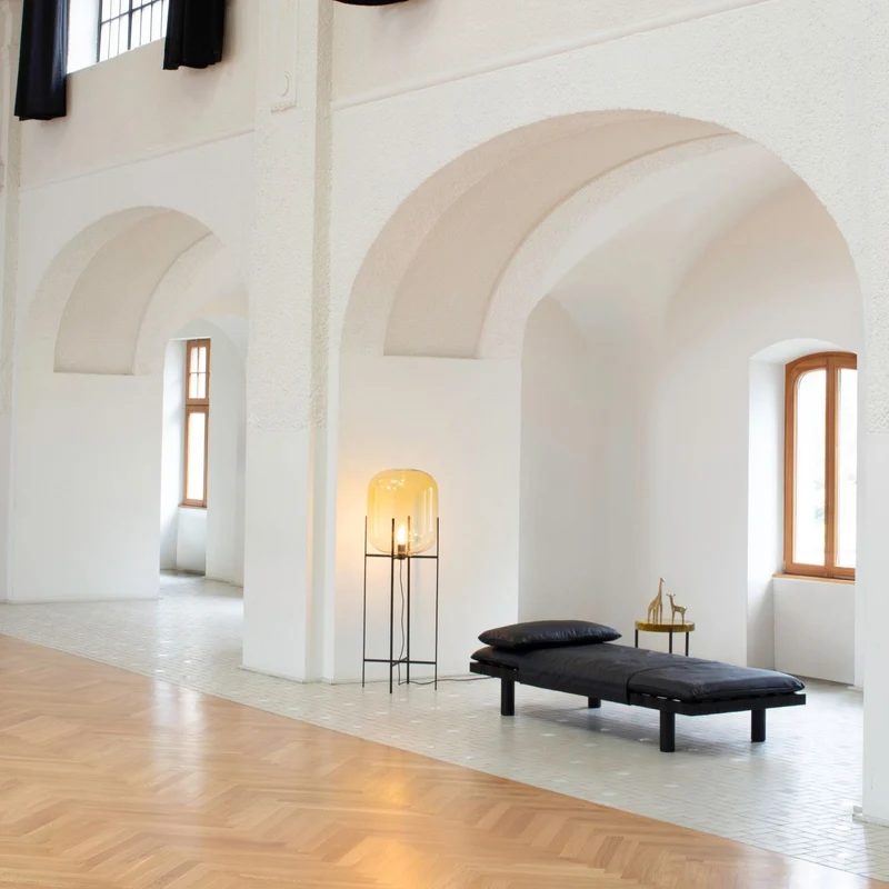 Pulpo Oda Floor Lamp