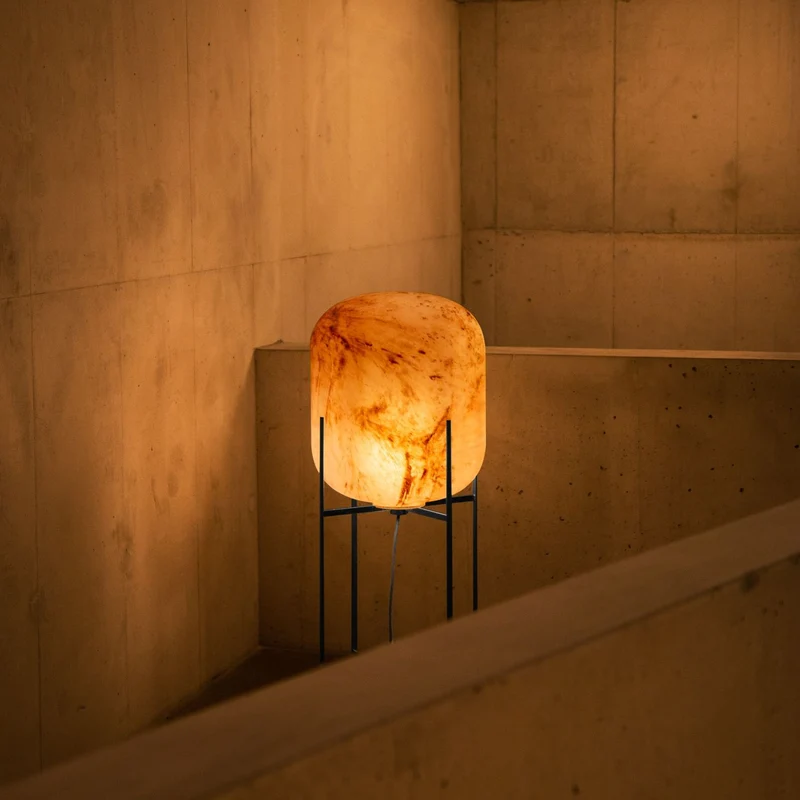 Pulpo Oda Floor Lamp