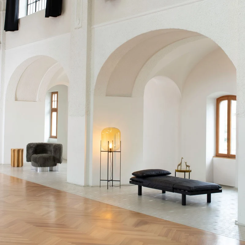 Pulpo Oda Floor Lamp