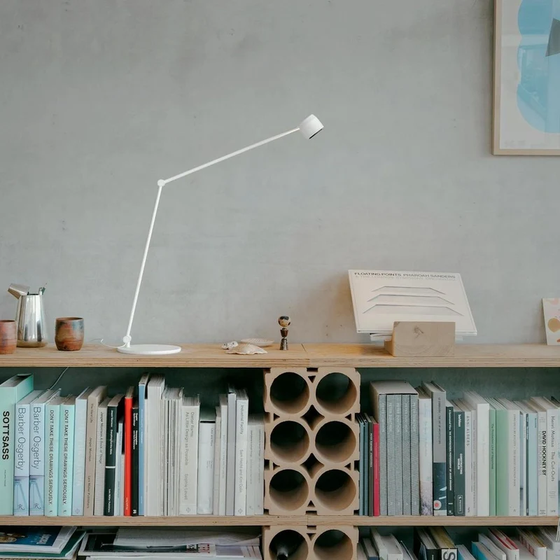 Wastberg W225 Ion Table Lamp