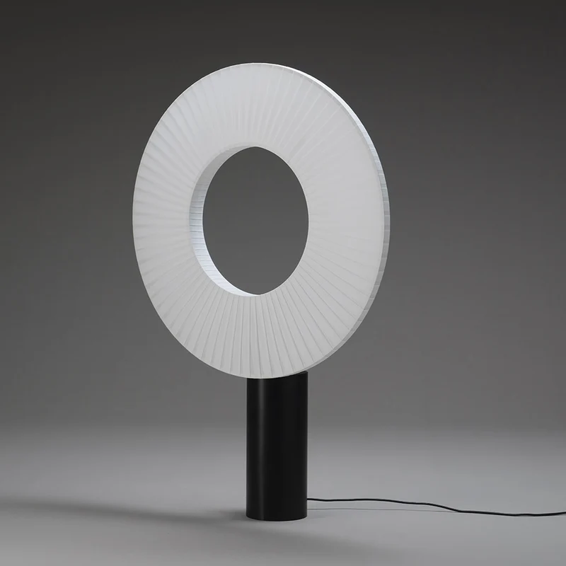 10 HEURES 10 Iris Table Lamp