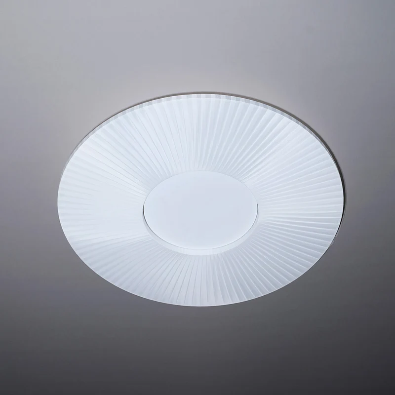10 HEURES 10 Iris Ceiling Lamp
