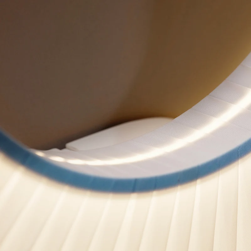 10 HEURES 10 Iris Wall Lamp