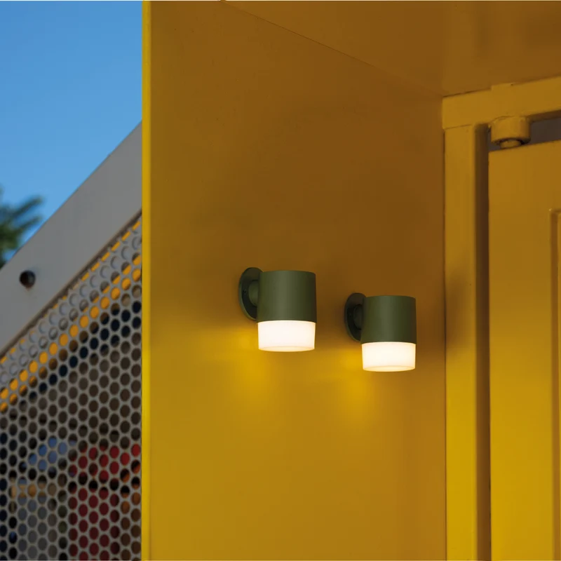 Lombardo Clic Up Rotatable Outdoor Wall Lamp