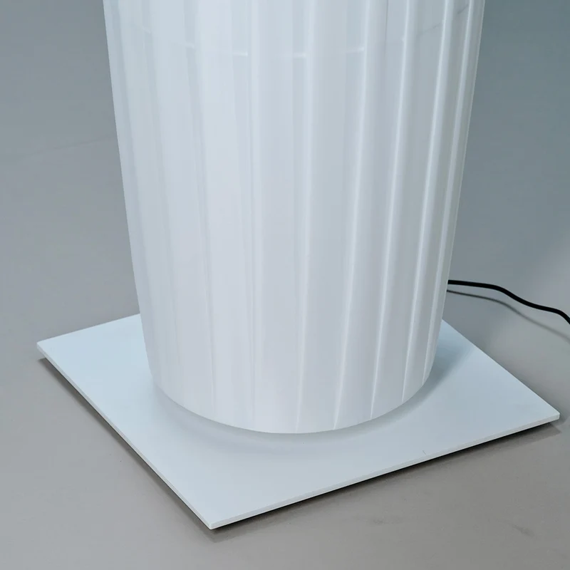 10 HEURES 10 Colonne Floor Lamp