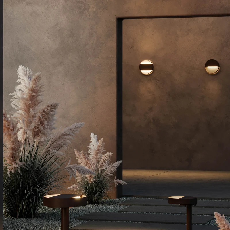 Beneito Faure Clos Switch Outdoor Light