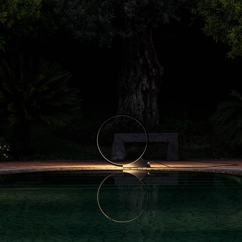 Artemide "O" Outdoor Floor Lamp