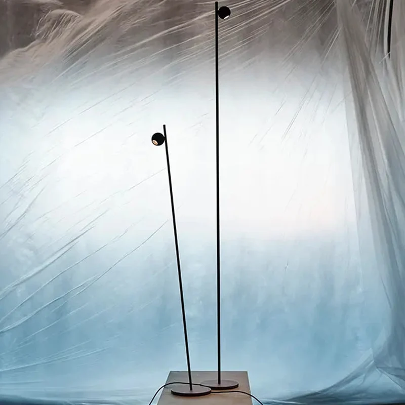 Estiluz Compass Floor Lamp