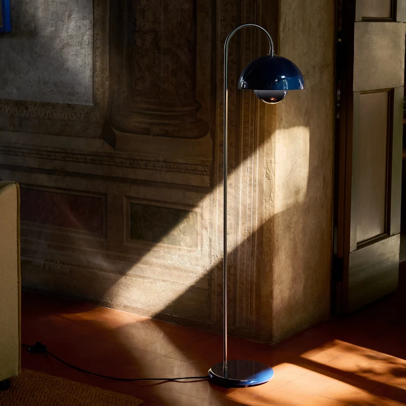 &Tradition Flowerpot VP12 Floor Lamp
