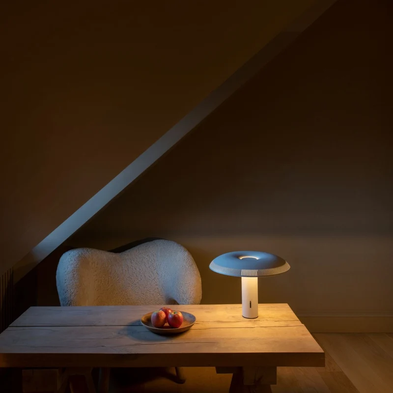 Wastberg W203 Illumina Table Lamp