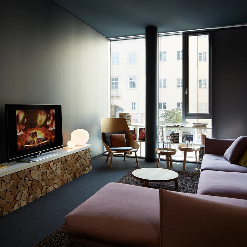Artemide Meteorite Table Lamp