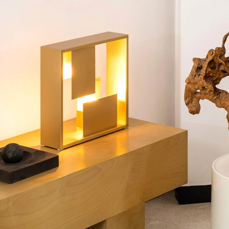 Artemide Fato Table / Wall Lamp
