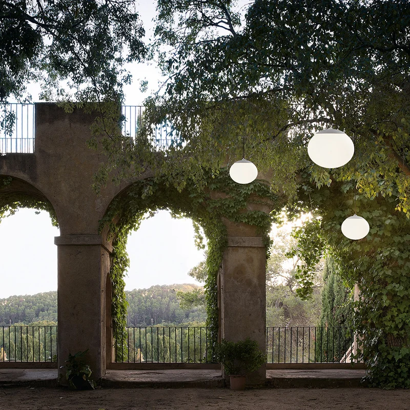 Bover Elipse Outdoor Hanging Lamp with Plug