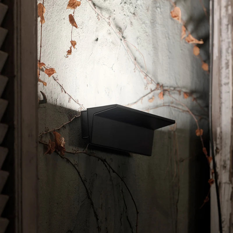 Nemo Zena Wall Lamp