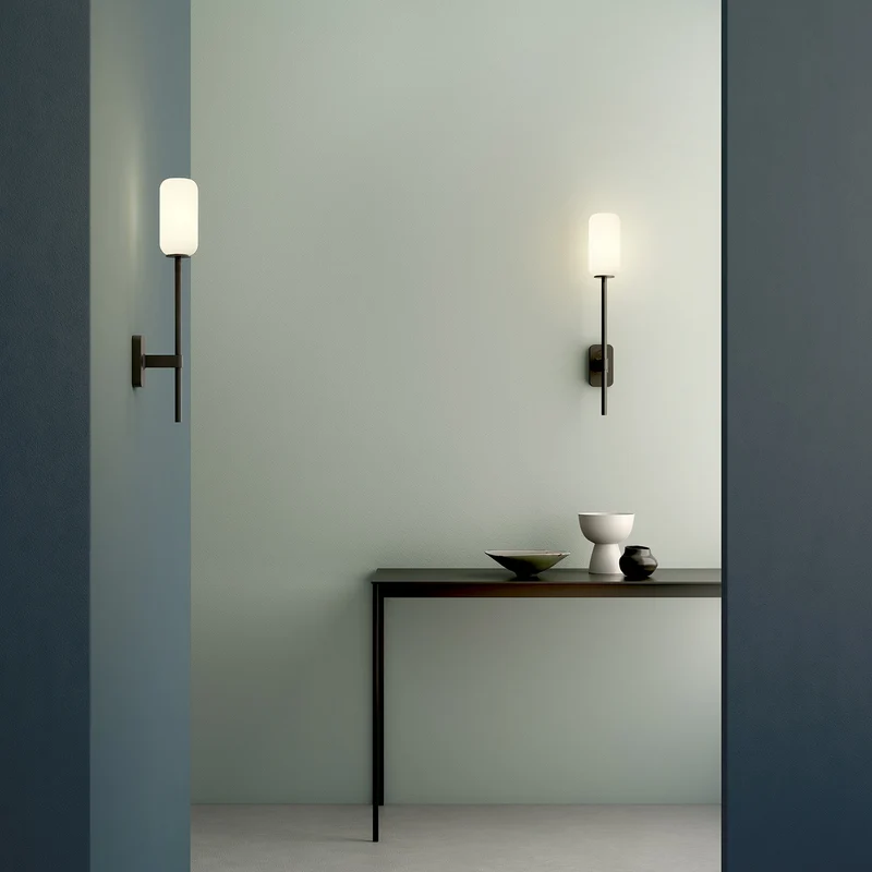 Astro Tacoma Single Grande Wall Lamp